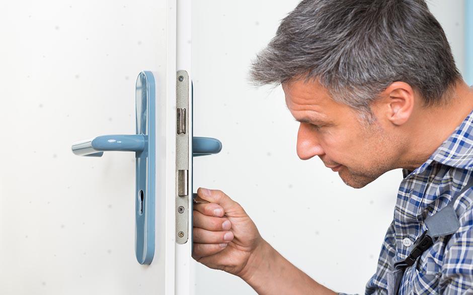 ouverture de porte claquée serrurier Bois-d'Arcy